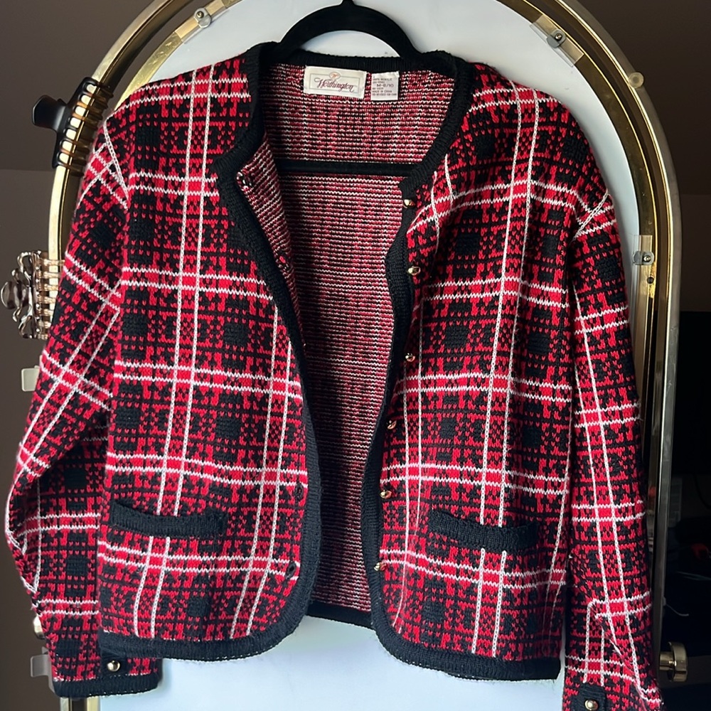 vintage worthington red/holiday cardigan